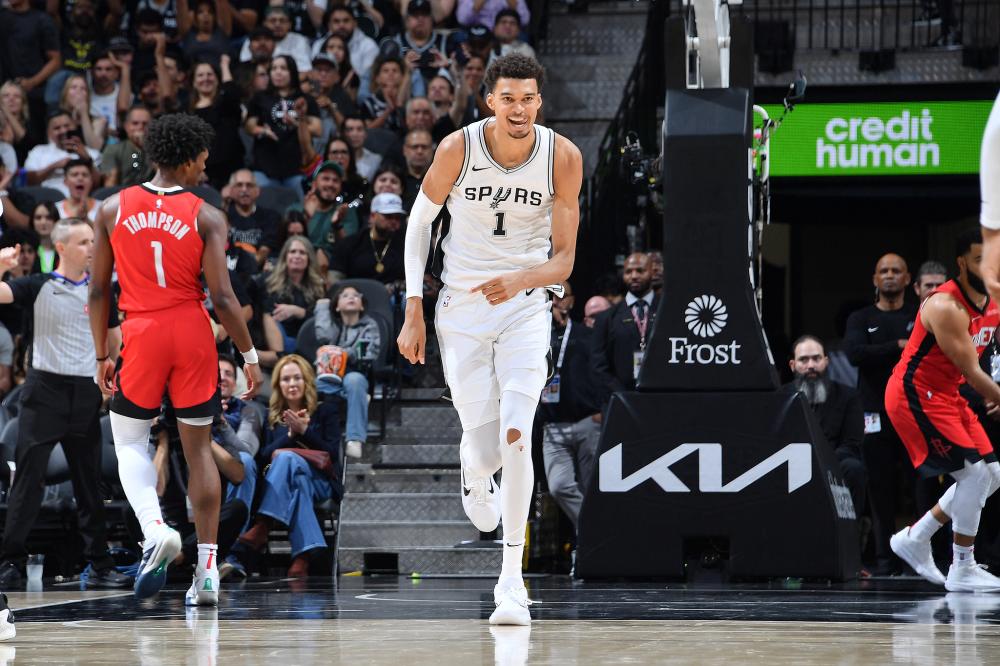 献接近两位 献接近两位