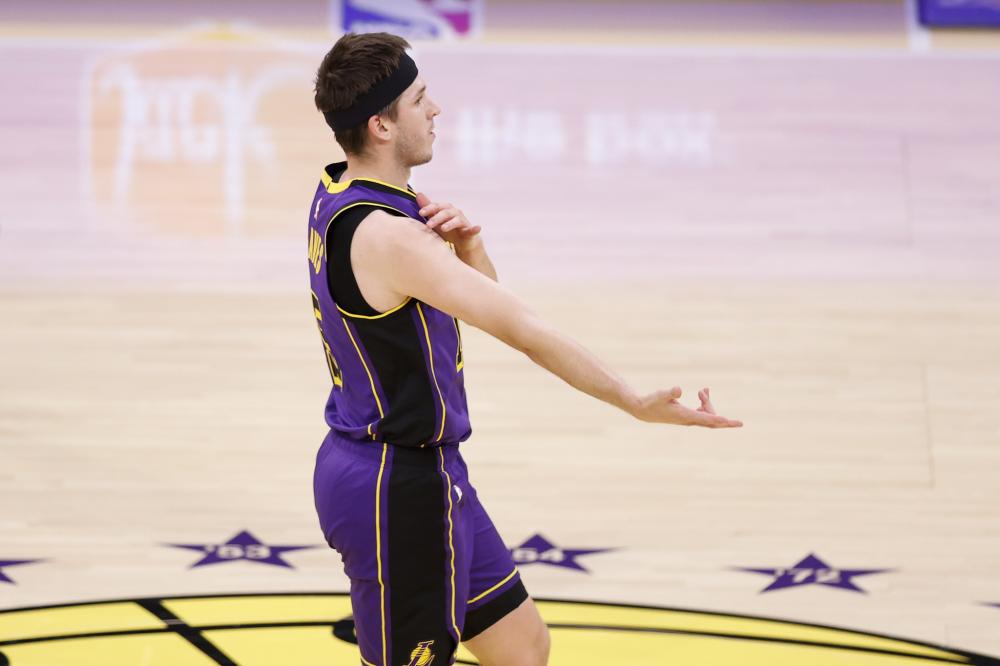 抢下超过一 抢下超过一